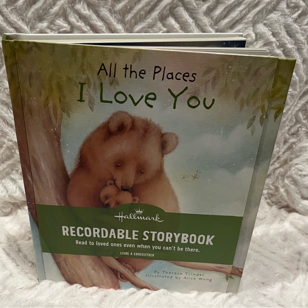 HALLMARK ALL THE PLACES I LOVE YOU  RECORDABLE STORY BOOK. NWT!